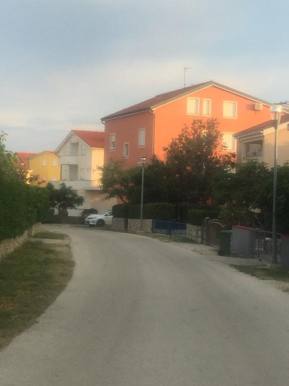 Apartments Vidovic Povljana Eksteriør billede